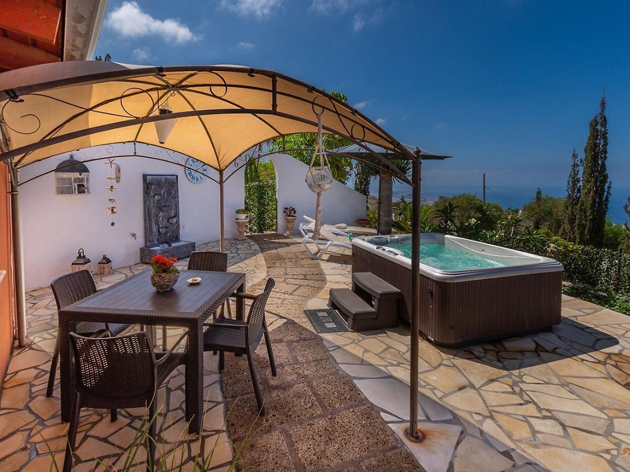 Villa Hibisco, Jacuzzi Y Vistas Al Atlantico Costa Adeje  Luaran gambar